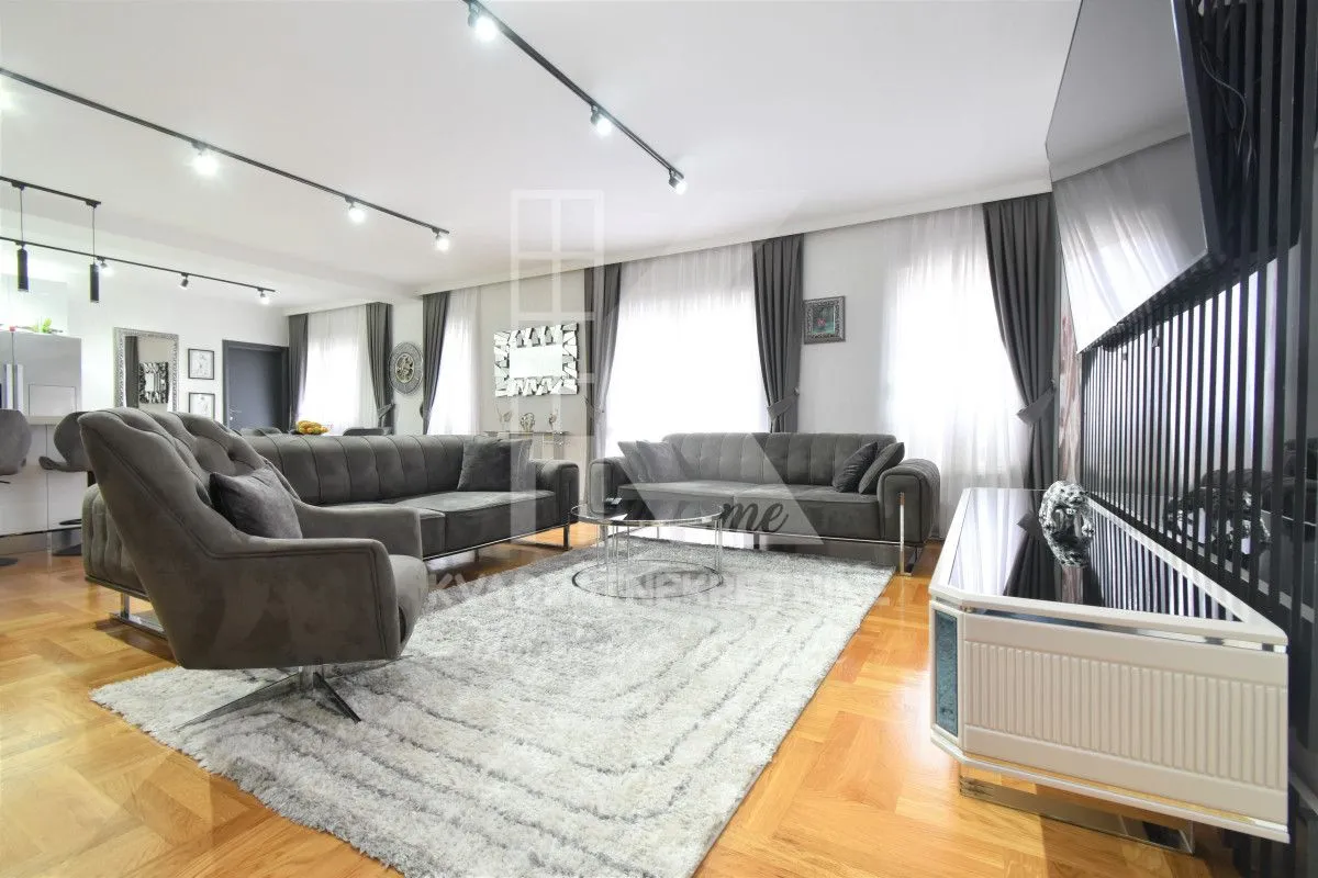 Prodaja, stan, 142m², Dalmatinska ulica, Podgorica