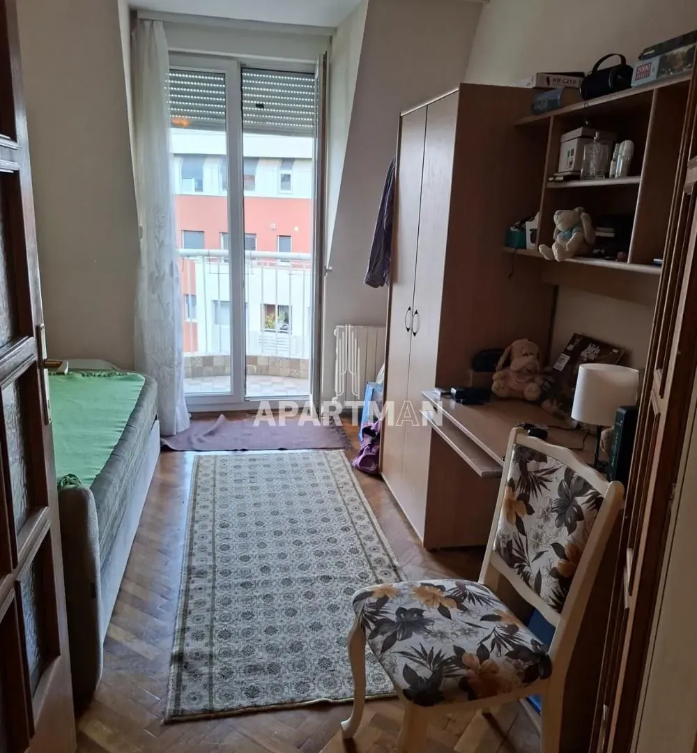 Prodaja, trosoban stan, 98m², Banovo Brdo, Beograd