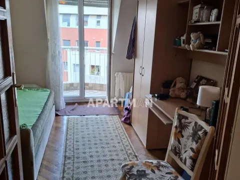 Prodaja, trosoban stan, 98m², Banovo Brdo, Beograd - image 19