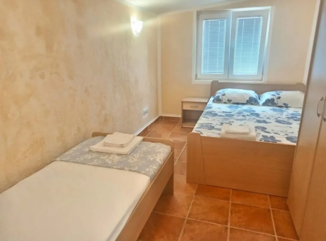 Prodaja, kuća, 140m², Sutomore, Bar