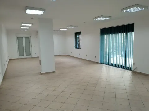 Rent, office space, 85m², Preko Morače, Podgorica - image 4