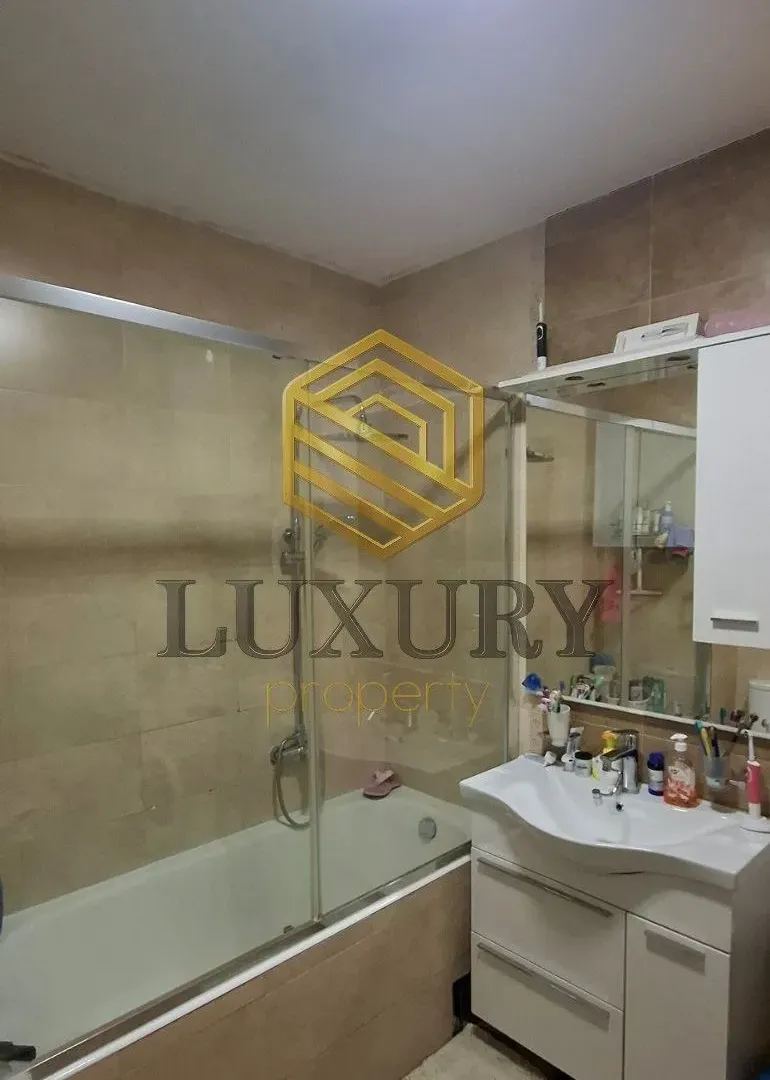 Prodaja, dvosoban stan, 67m², Stari Aerodrom, Podgorica