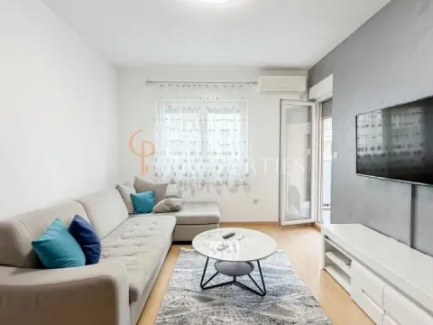 Izdavanje, stan, 47m², City Kvart, Podgorica - image 1