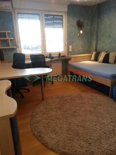Rent, four bedroom apartment, 100m², Centar, Novi Sad