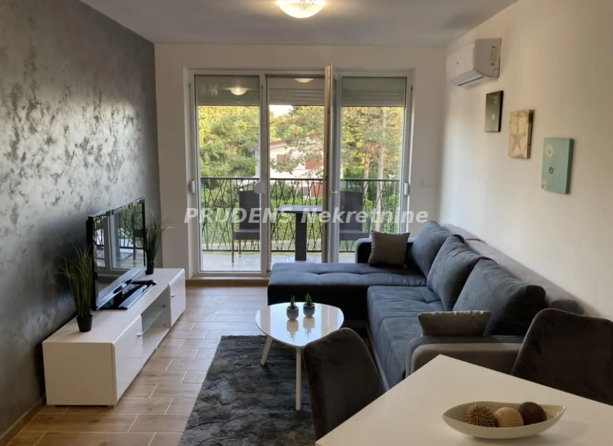 Prodaja, jednosoban stan, 39m², Srebrno jezero, Veliko Gradište