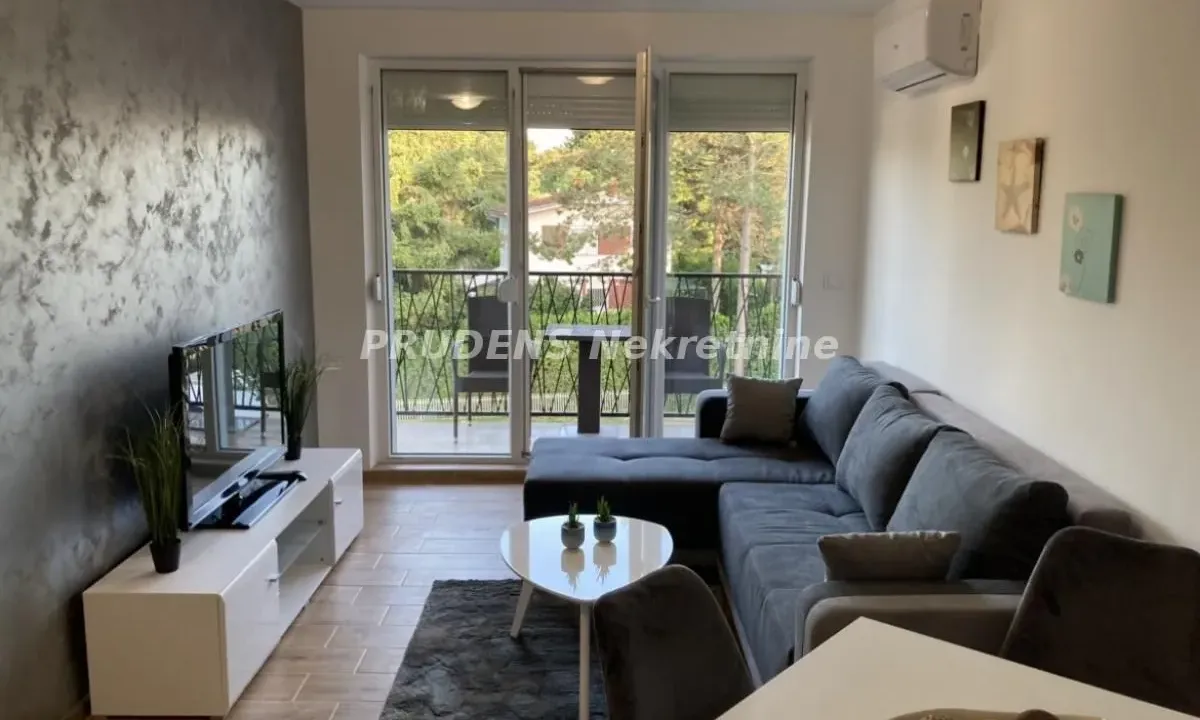 Prodaja, jednosoban stan, 39m², Srebrno jezero, Veliko Gradište