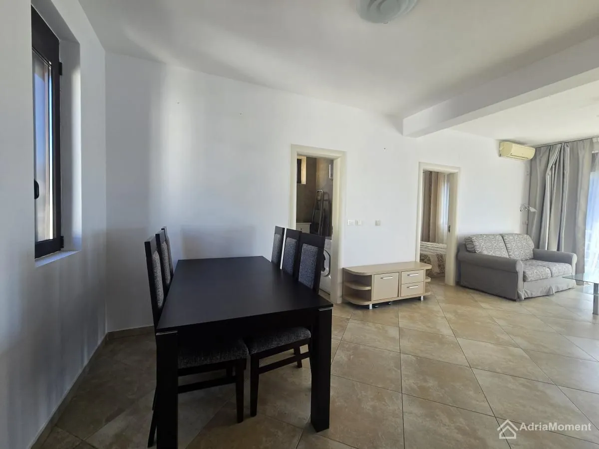 Sale, two bedroom apartment, 68m², Bečići, Budva