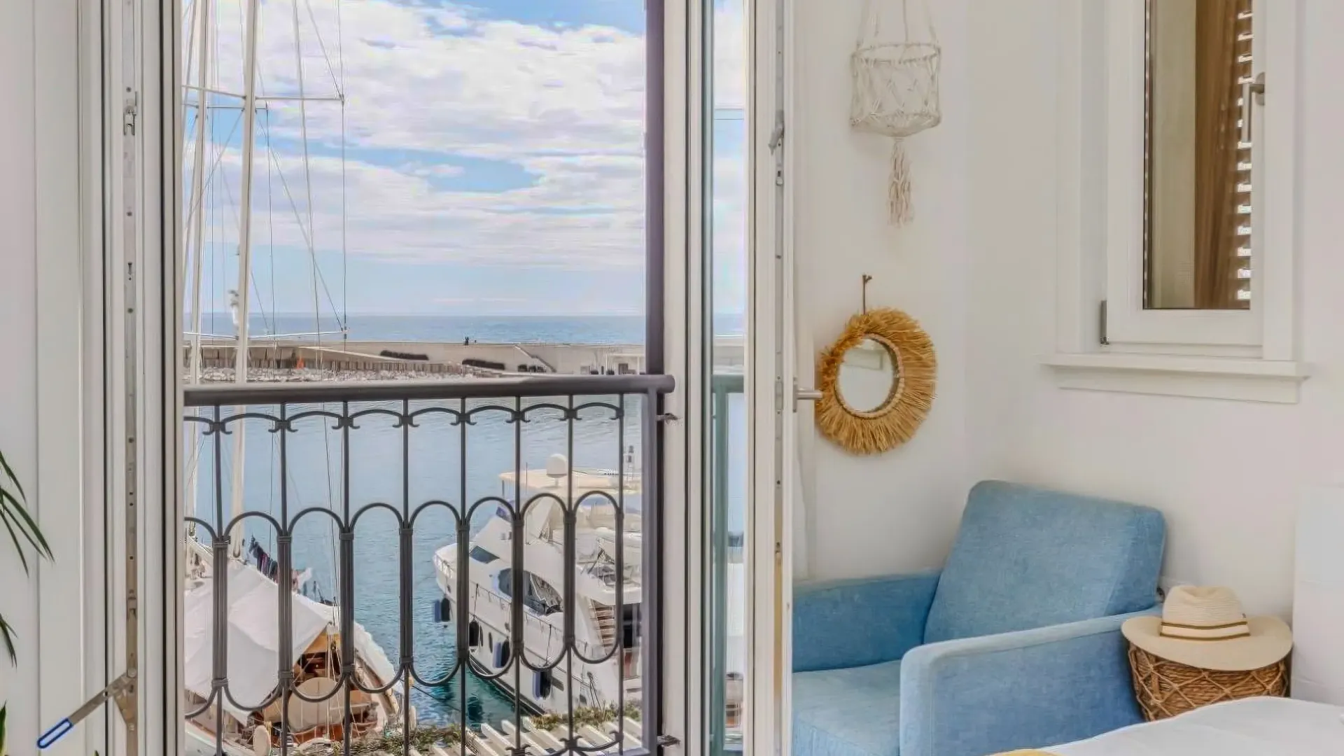 Prodaja, stan, 100m², Luštica Bay, Tivat