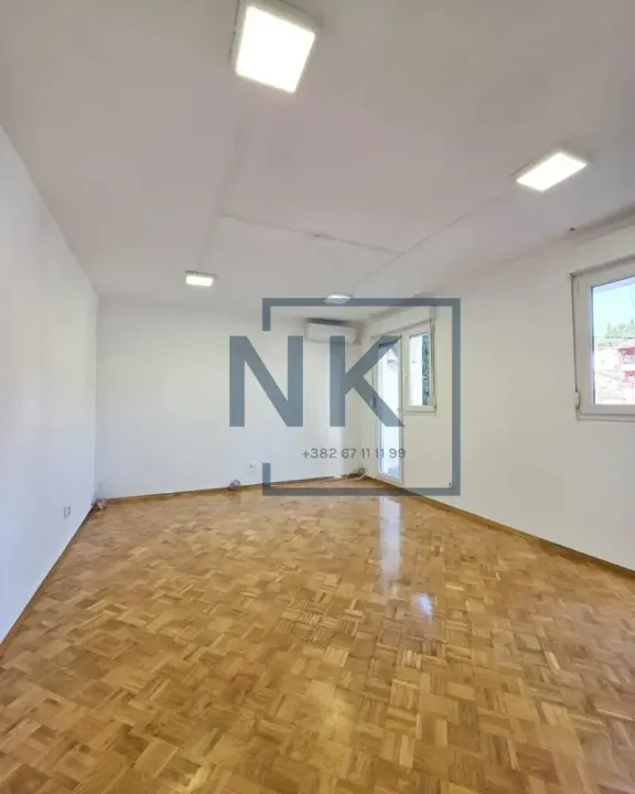 Izdavanje, dvosoban stan, 82m², Momišići, Podgorica