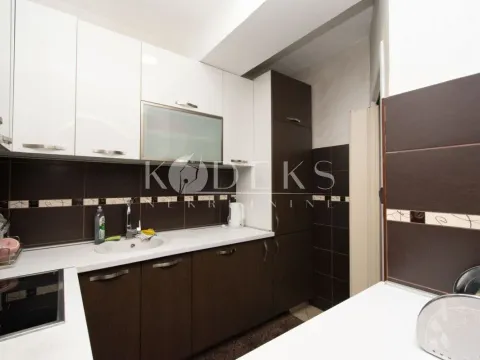 Izdavanje, dvosoban stan, 74m², Stara Varoš, Podgorica - image 12