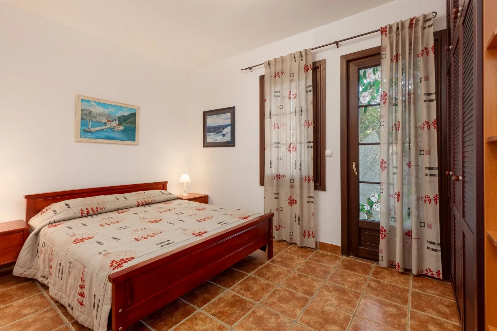 Prodaja, dvosoban stan, 84m², Kostanjica, Kotor
