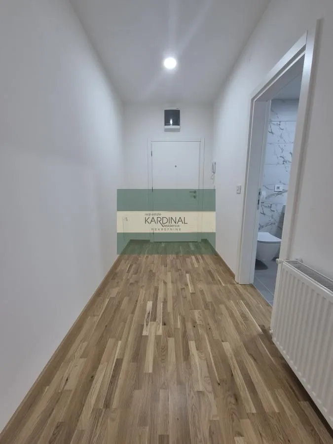 Izdavanje, dvosoban stan, 53m², Centar, Jagodina