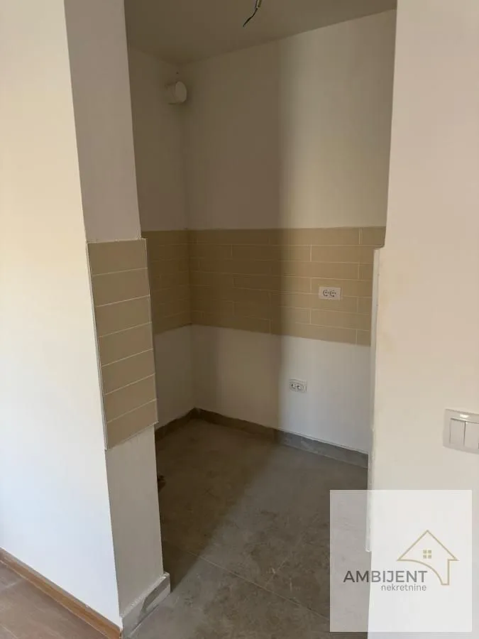 Prodaja, jednosoban stan, 35m², Centar, Stara Pazova