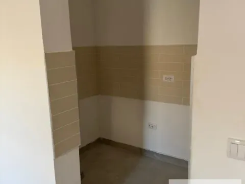 Prodaja, jednosoban stan, 35m², Centar, Stara Pazova - image 8