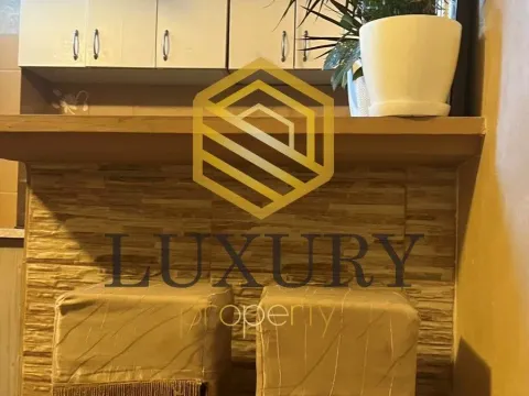 Prodaja, jednosoban stan, 40m², Stari Aerodrom, Podgorica - image 5