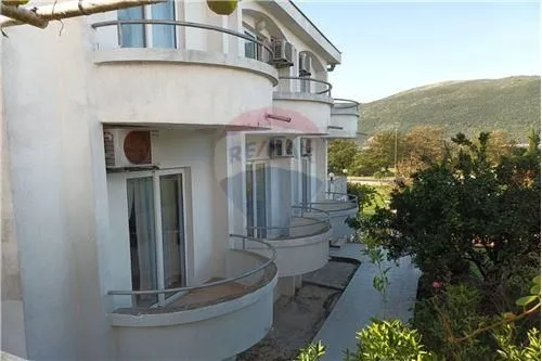 Prodaja, kuća, Lastva Grbaljska, Kotor