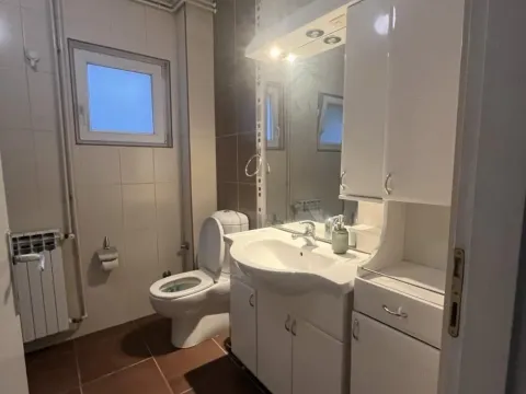 Rent, three bedroom apartment, 73m², Kanarevo Brdo, Beograd - image 4