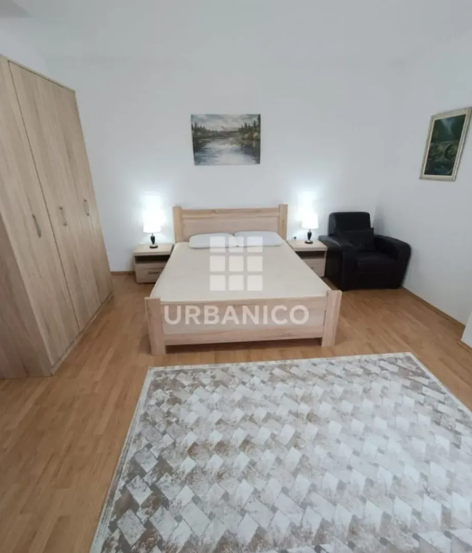 Izdavanje, dvosoban stan, 54m², Centar, Podgorica