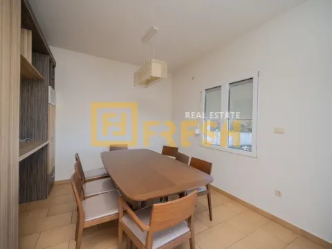 Prodaja, kuća, 250m², Ostalo, Podgorica - image 13