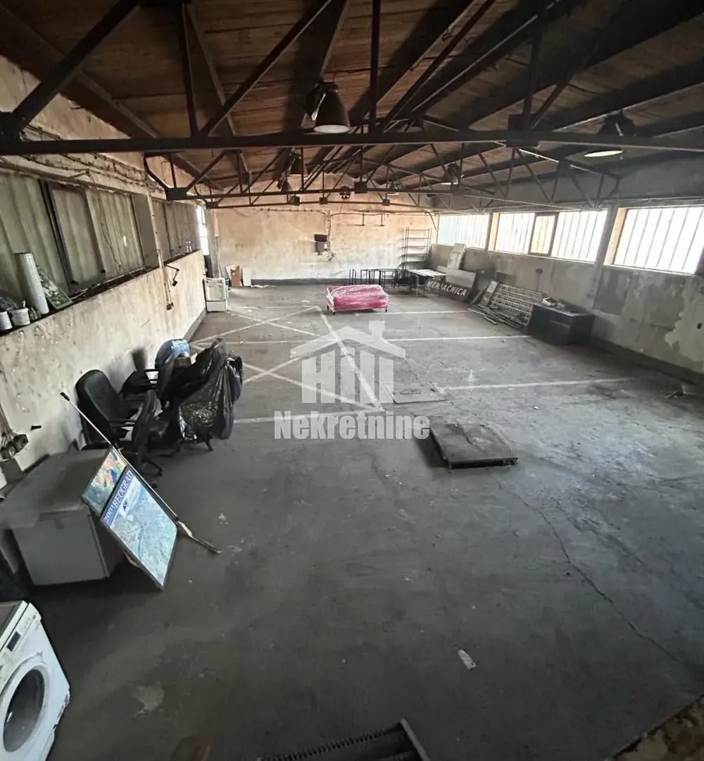 Rent, office space, 400m², Umka, Beograd