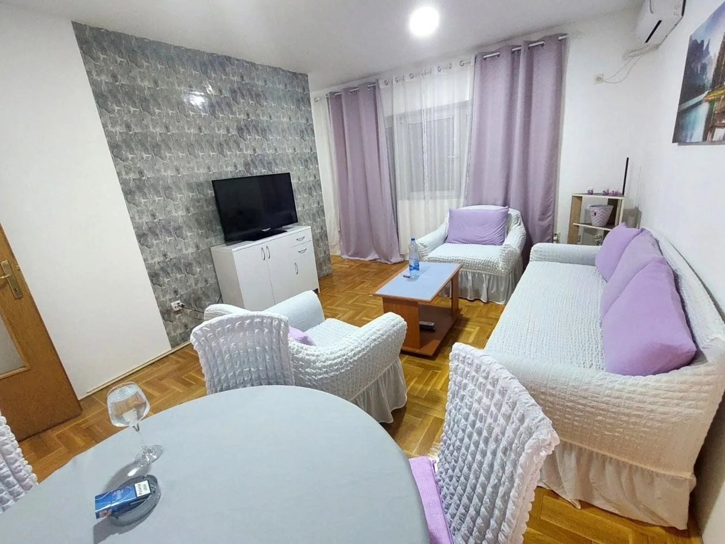 Izdavanje, jednosoban stan, 55m², Stari Aerodrom, Podgorica