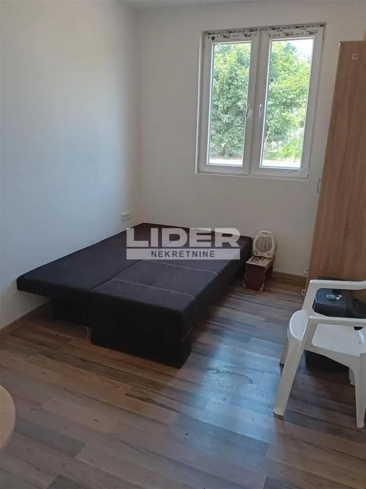 Prodaja, kuća, 115m², Krčedin, Inđija