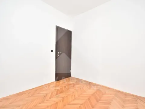 Izdavanje, dvosoban stan, 70m², Gornja Gorica, Podgorica - image 5