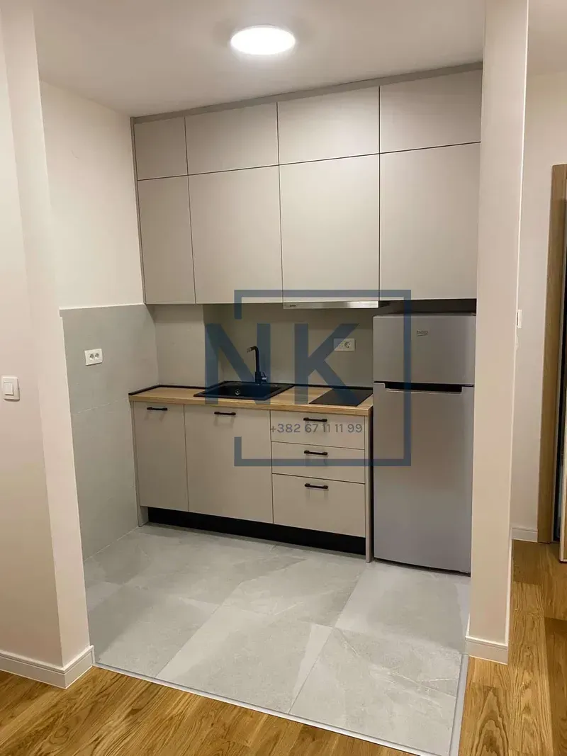 Rent, office space, 40m², Central Point, Podgorica