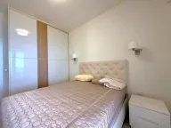 Prodaja, jednosoban stan, 71m², Pržno, Budva - image 9