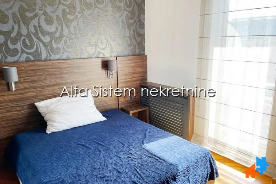 Izdavanje, četvorosoban stan, 118m², Vračar Hram, Vračar Sve Podlokacije