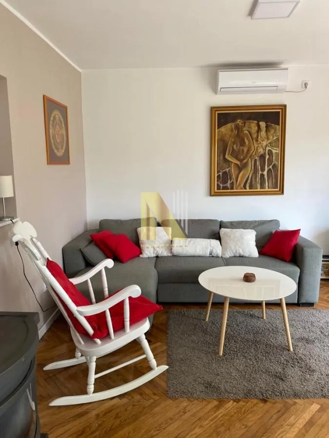 Prodaja, kuća, 150m², Rakovac, Novi Sad Sve Podlokacije