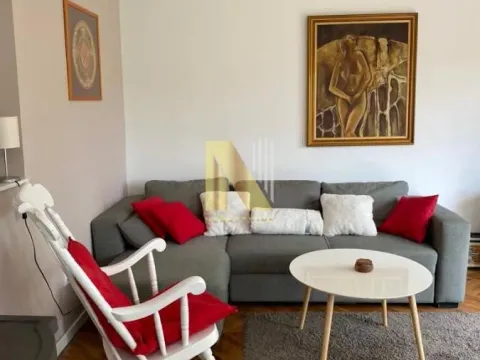 Prodaja, kuća, 150m², Rakovac, Novi Sad Sve Podlokacije