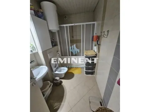 Izdavanje, trosoban stan, 80m², Tašmajdan, Palilula Sve Podlokacije - image 9