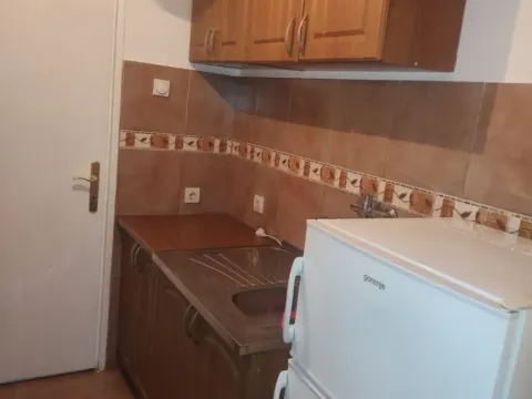 Izdavanje, dvosoban stan, 41m², Banovo Brdo, Beograd - image 9