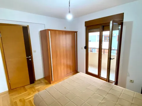 Rent, two bedroom apartment, 55m², Stari Aerodrom, Podgorica - image 5