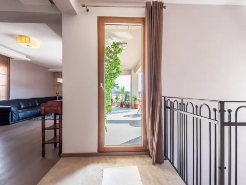 Sale, three bedroom apartment, 215m², Centar, Budva - image 16