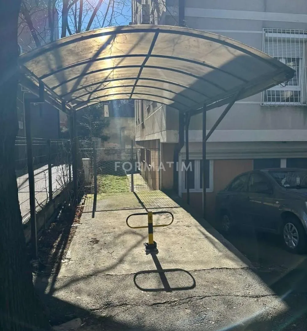 Izdavanje, trosoban stan, 80m², Trošarina, Voždovac Sve Podlokacije