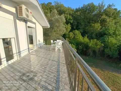 Izdavanje, kuća, 182m², Dobra Voda, Budva - image 5