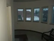 Izdavanje, poslovni prostor, 300m², Surčin, Beograd - image 3