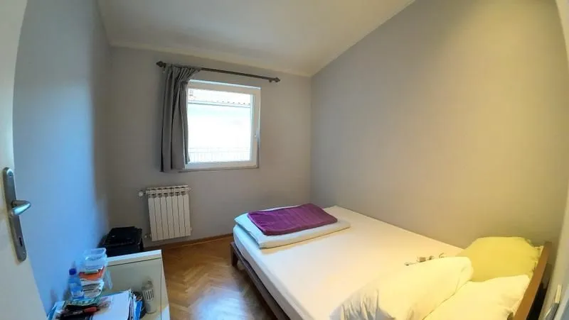 Sale, three bedroom apartment, 99m², Kalenić Pijaca, Vračar Sve Podlokacije