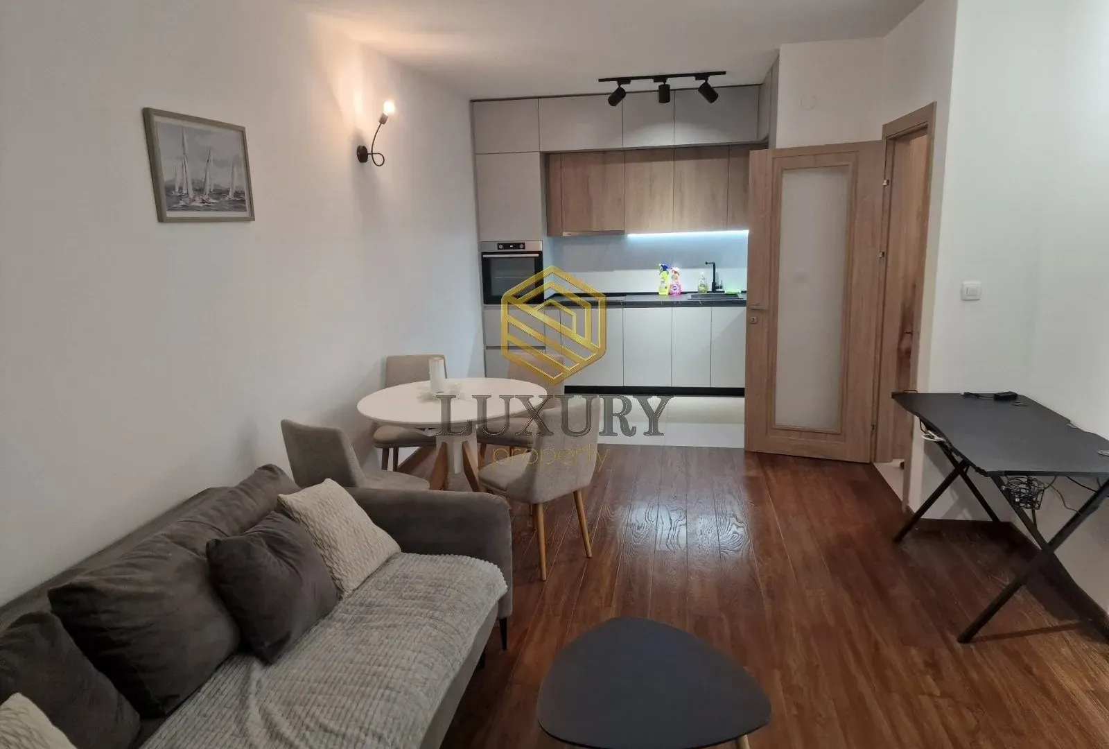 Rent, one bedroom apartment, 50m², Master Kvart, Podgorica