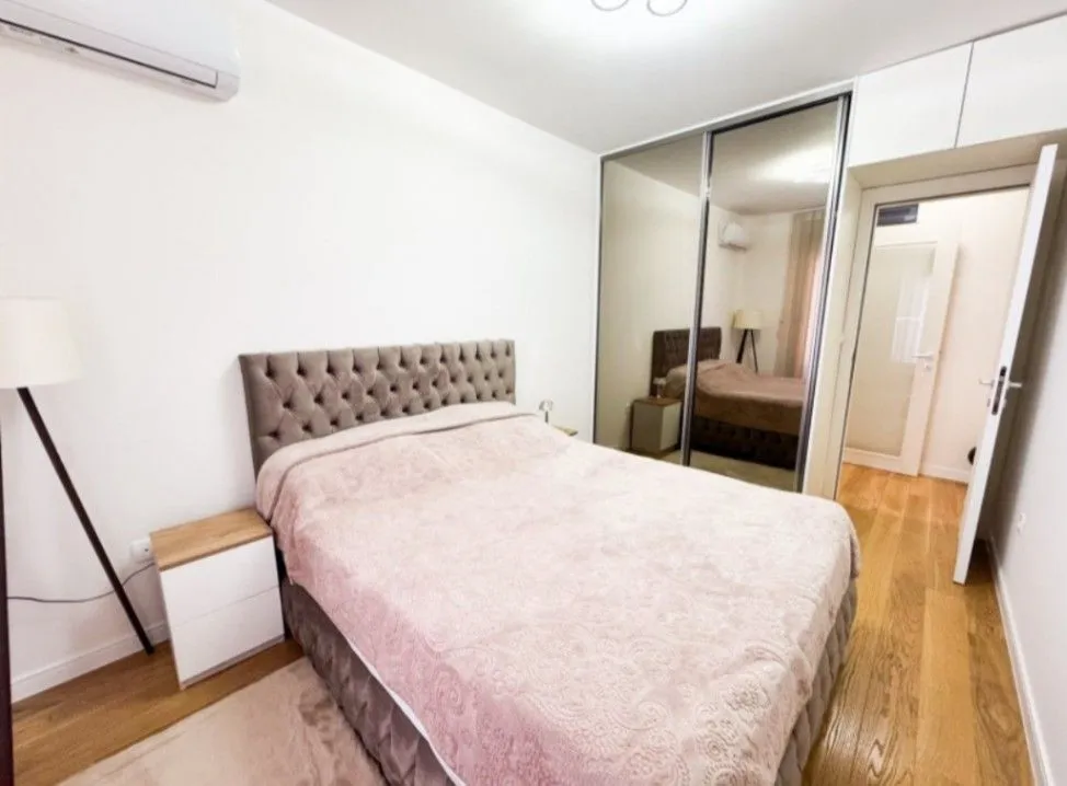Prodaja, dvosoban stan, 70m², Central Point, Podgorica