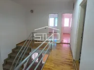 Izdavanje, kuća, 200m², Filmski Grad, Beograd - image 15