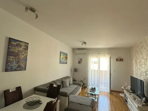 Sale, one bedroom apartment, 48m², Tuški Put, Podgorica - image 6