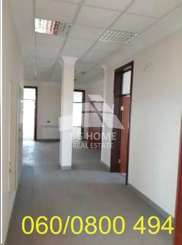 Rent, office space, 936m², Borča 1, Borča Sve Podlokacije