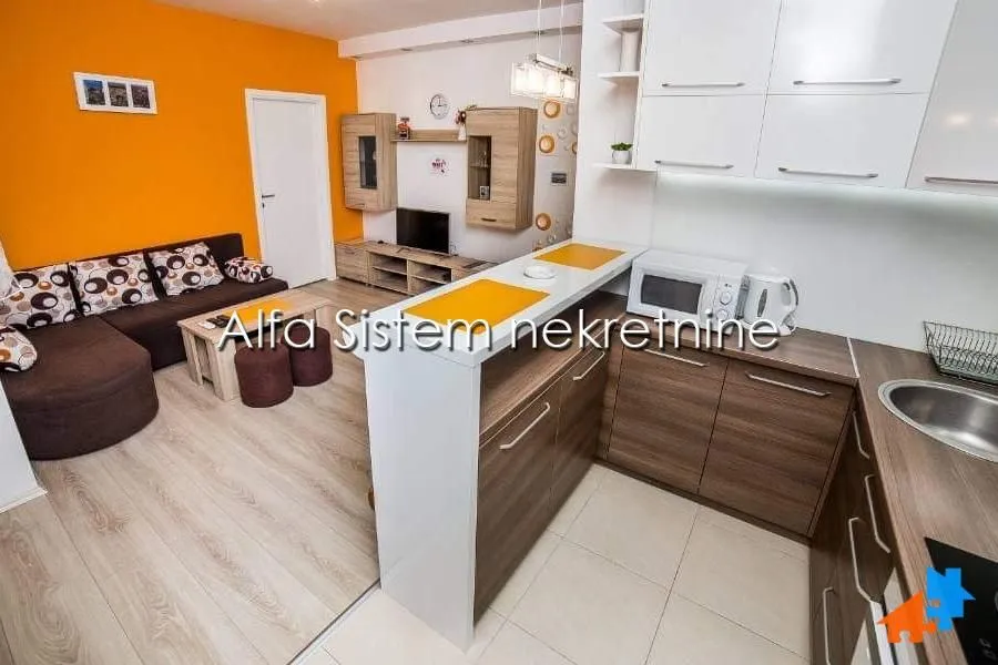 Rent, apartment, 35m², Čubura, Beograd
