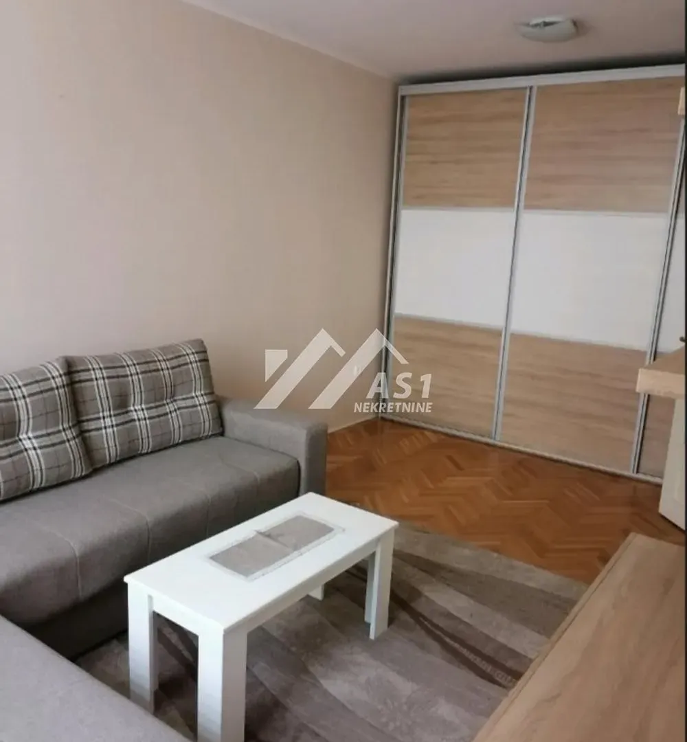 Izdavanje, dvosoban stan, 45m², Grbavica, Novi Sad Sve Podlokacije