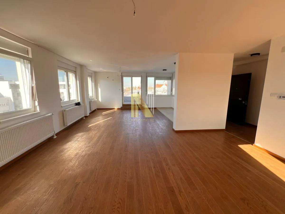 Prodaja, stan, 207m², Telep, Novi Sad Sve Podlokacije
