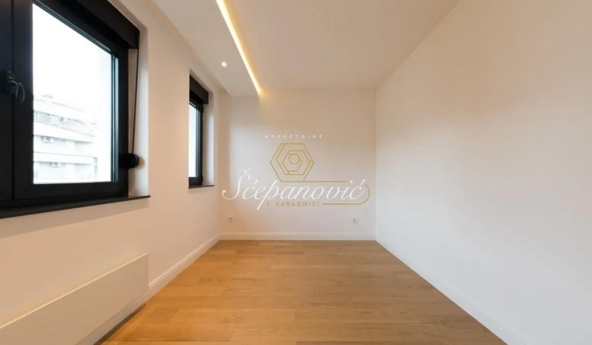 Sale, apartment, 159m², Crveni Krst, Beograd