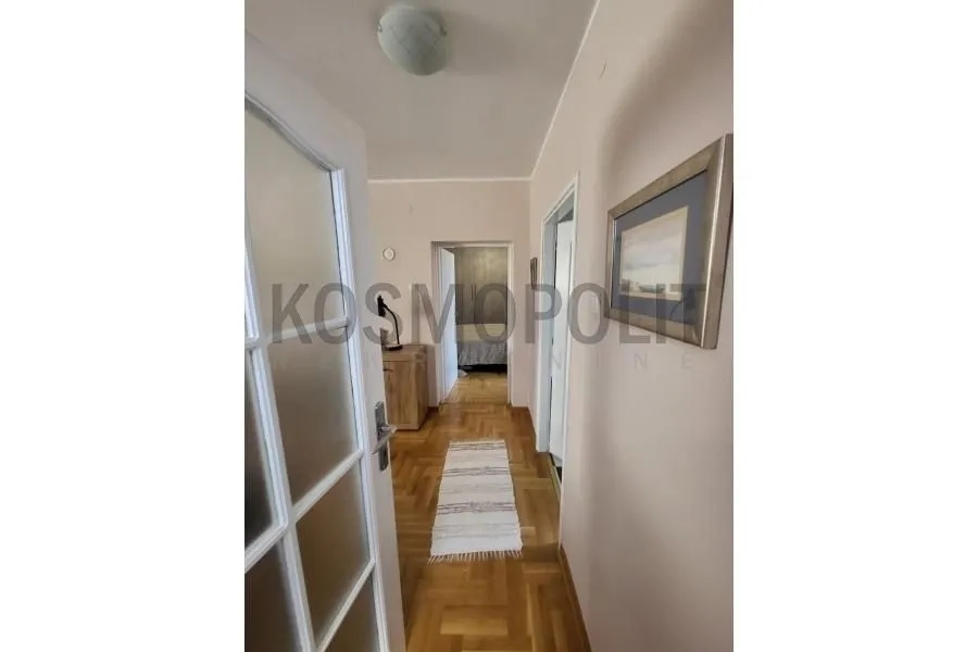 Sale, three bedroom apartment, 88m², Petlovo Brdo, Beograd